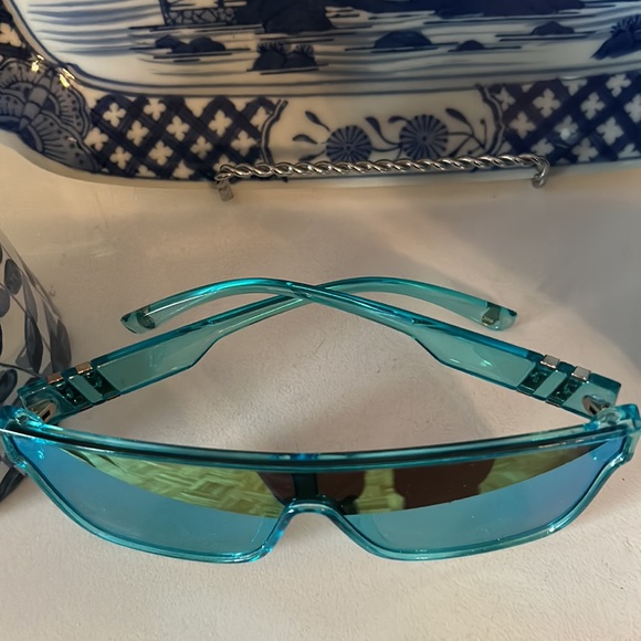 CAKE blue shield sunglasses - Picture 8 of 10